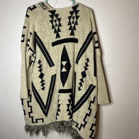 Debut Aztec cardigan - Picture 3 of 5